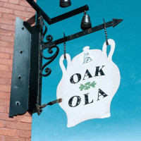 Oak & Ola