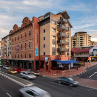Central Brunswick Apartment Hotel