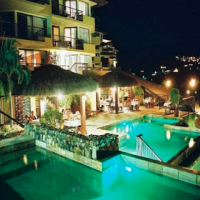 Waters Edge Resort