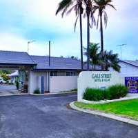 Gale Street Motel & Villas