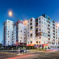 Melbourne Knox Central Apartment Hotel