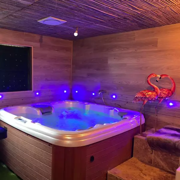 Hot Tub & Spa Hen Party Manchester